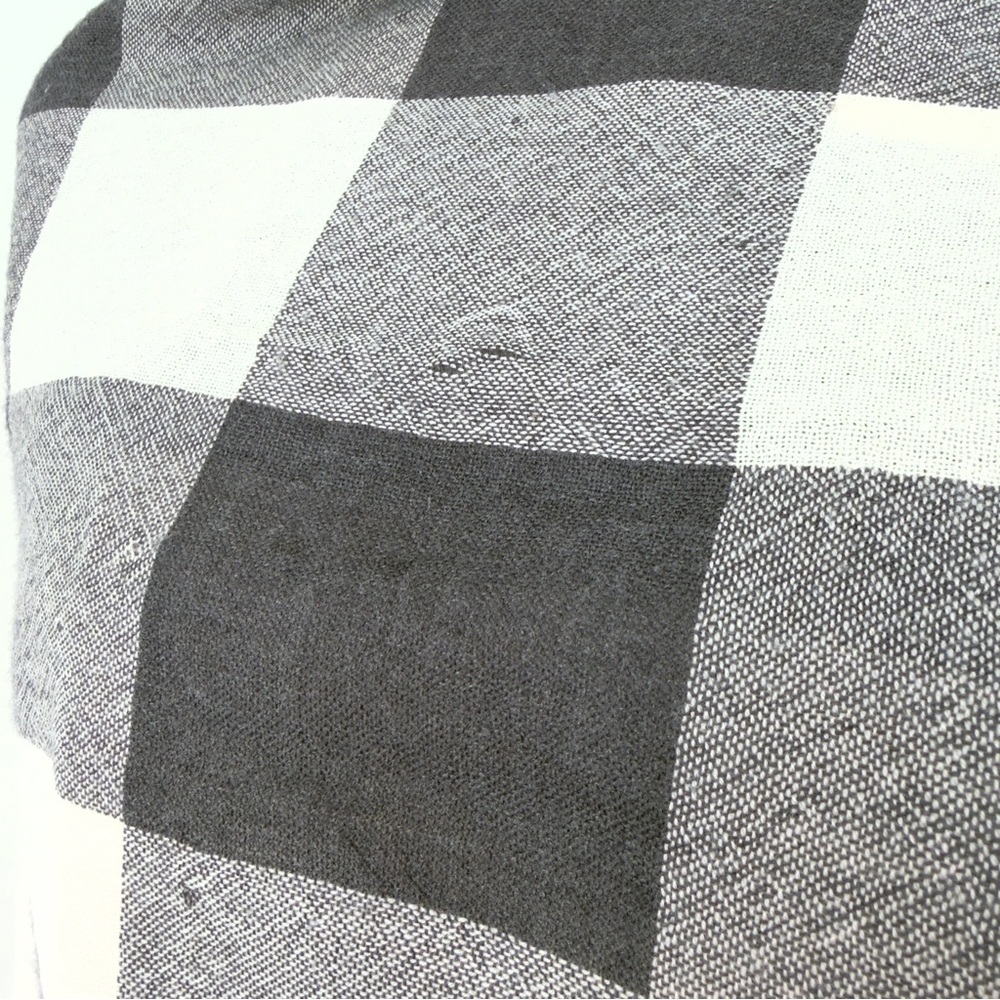 Burberry Checkered Wool Scarf in Cream, Gray, and Red - Picture 9 of 11